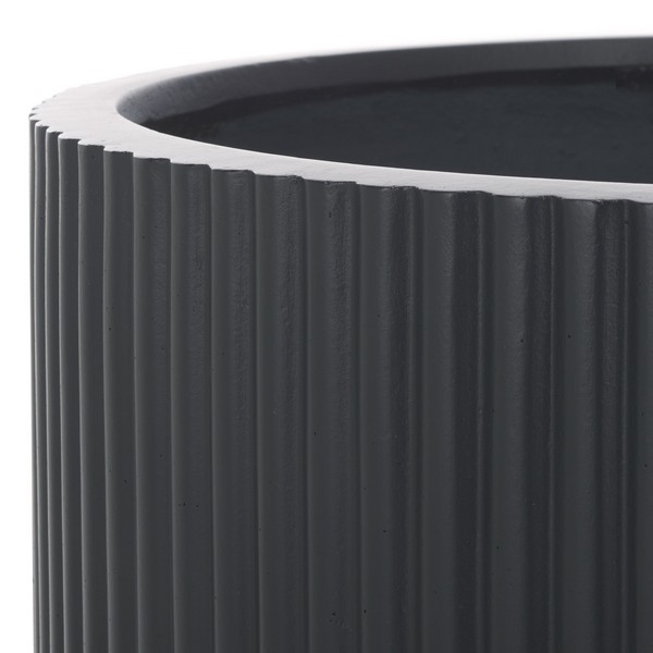 PAT1533A Planters - Furniture by Safavieh