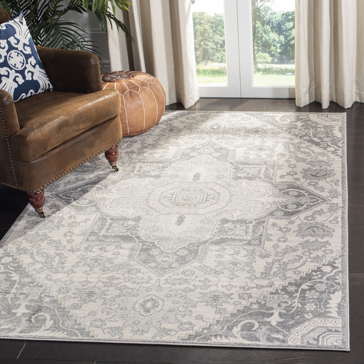 Rug BNT816B Brentwood Area Rugs by Safavieh