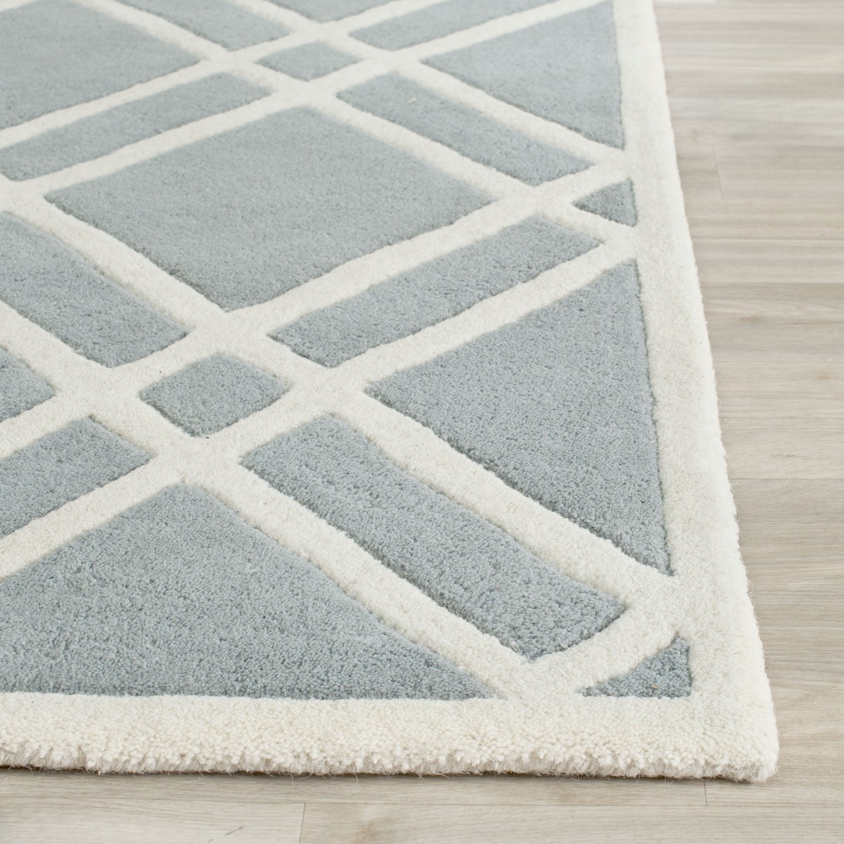 Rug CHT740B Chatham Area Rugs by Safavieh