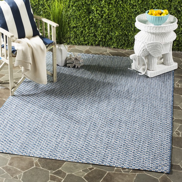 Indoor/Outdoor Rug Courtyard Blue & Light Grey Safavieh