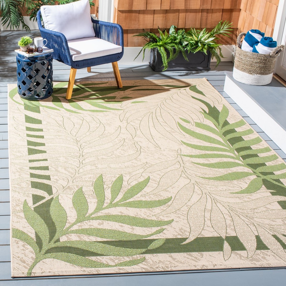 Palm Leaf Outdoor Rug Courtyard Collection