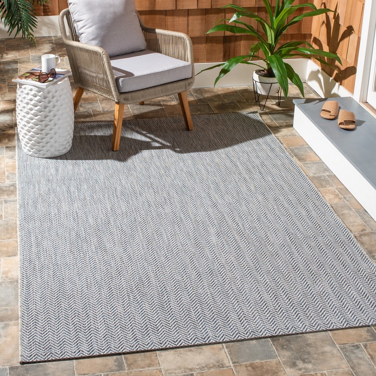 WeatherResistant Area Rugs Safavieh Outdoor Rug