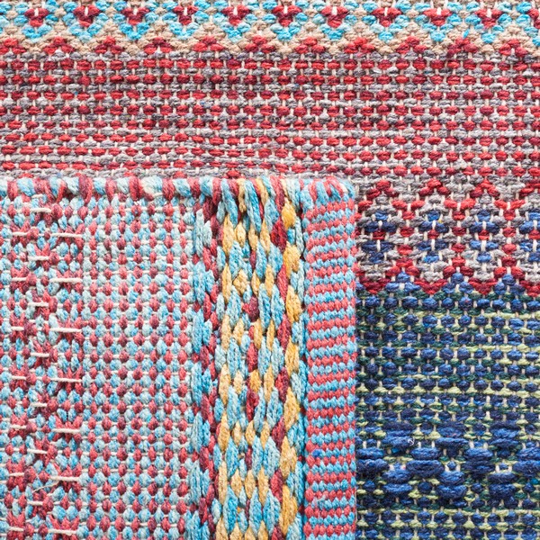 Rug MTK851Q - Montauk Area Rugs by Safavieh