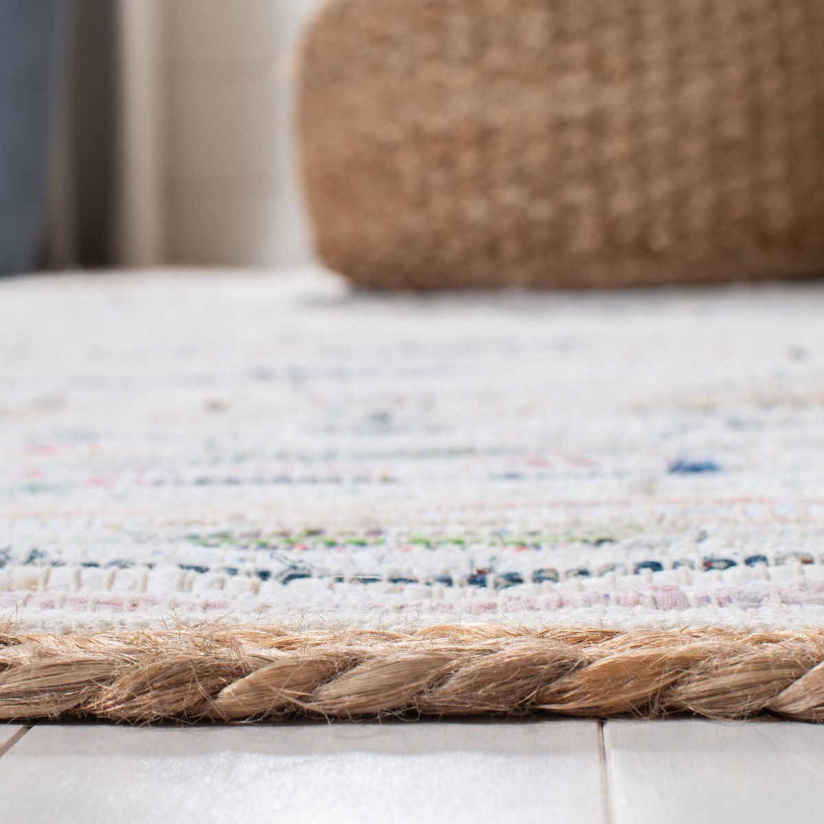 Rug MTK960F - Montauk Area Rugs by Safavieh
