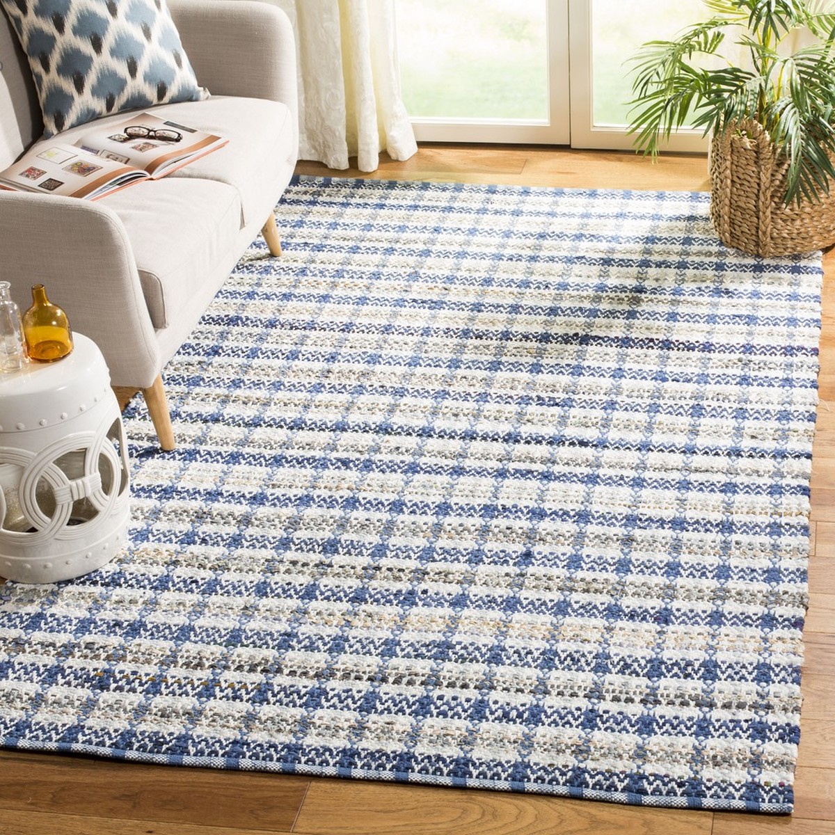 Rug MTK950B Montauk Area Rugs by Safavieh