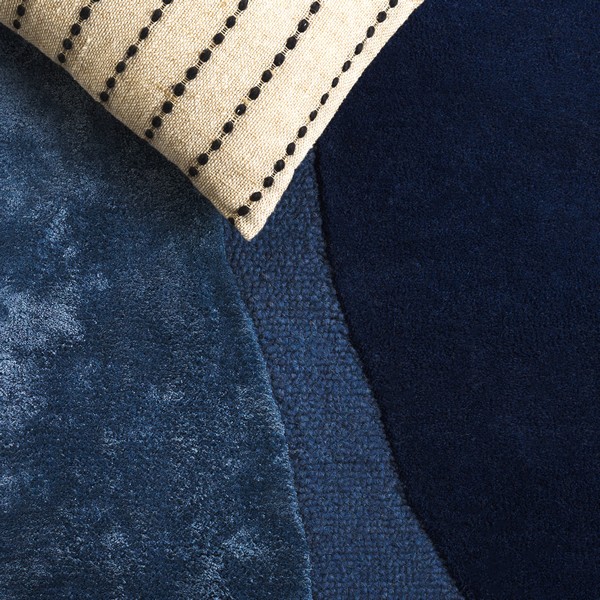 Novlig Rug Rug NOV150M - Novelty Area Rugs by Safavieh