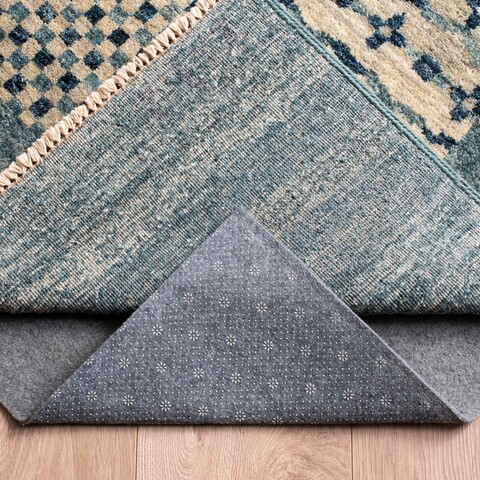 Rug PAD230 - Padding Area Rugs by Safavieh